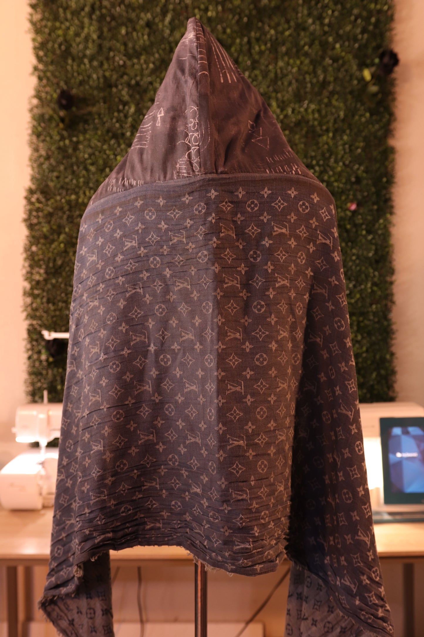 Louis Vuitton Flash Out