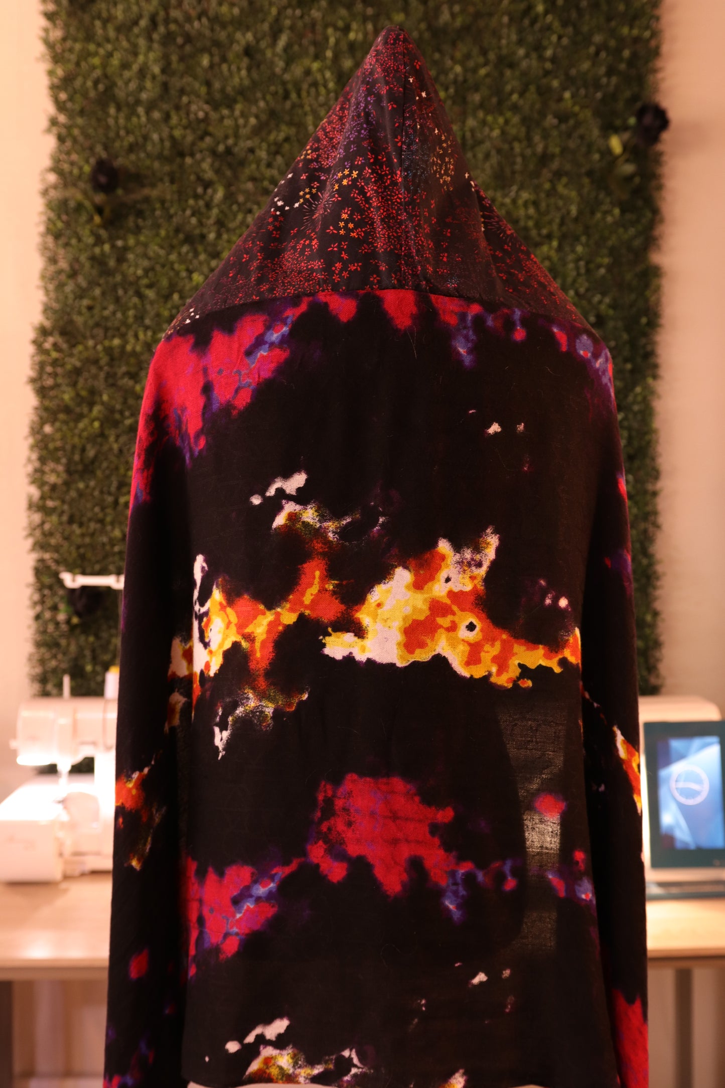 Dark Floral Calvin Klein